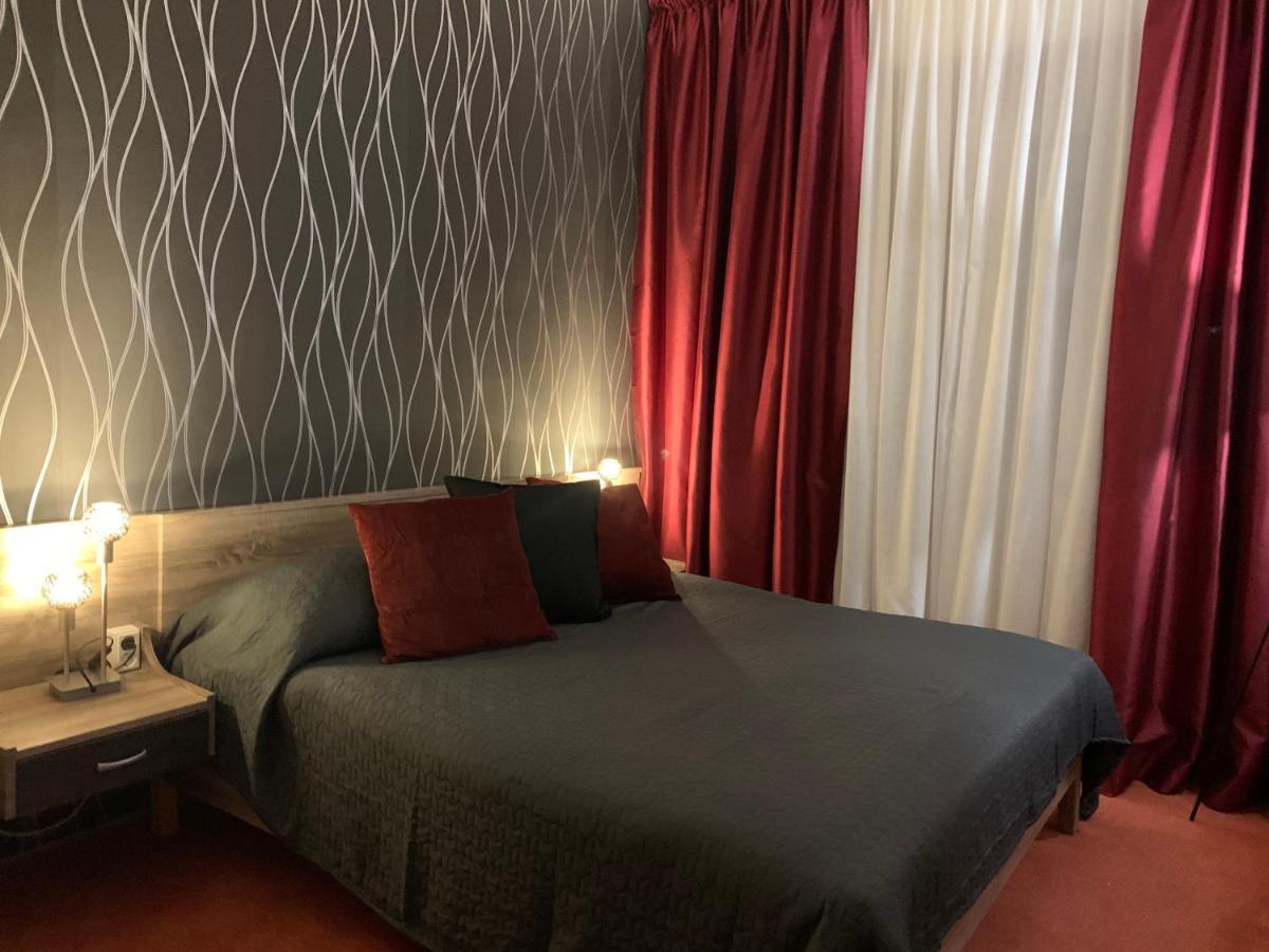 Hotel Gostisce Stari Grad Senozece Exterior foto